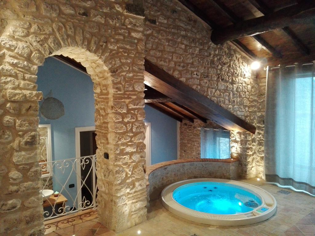 Locanda Il Falco Nero Fumone Екстериор снимка